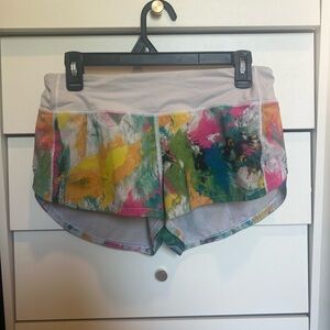 Lululemon Speed Up Shorts – Size 6
